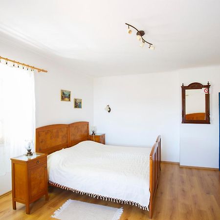 Apartments Villa Kastav In Old Town Center With Sea View And Parking Eksteriør bilde
