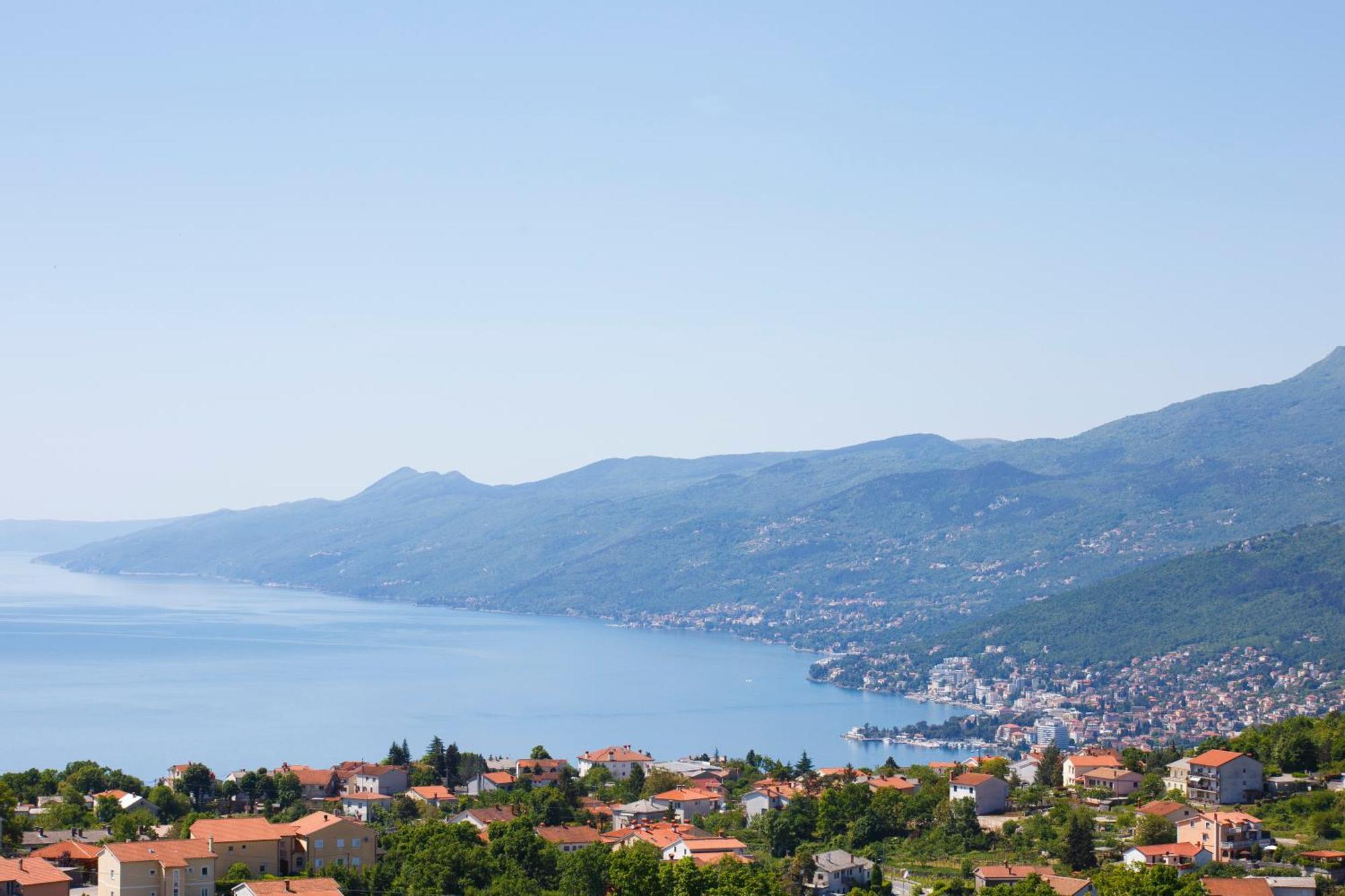 Apartments Villa Kastav In Old Town Center With Sea View And Parking Eksteriør bilde