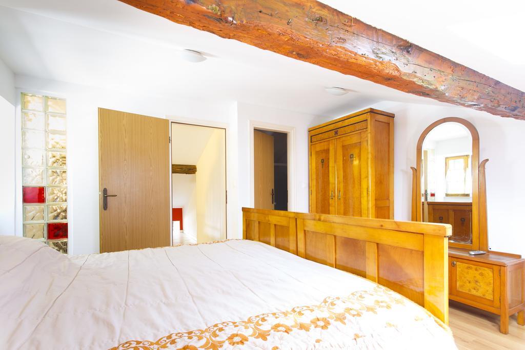 Apartments Villa Kastav In Old Town Center With Sea View And Parking Rom bilde