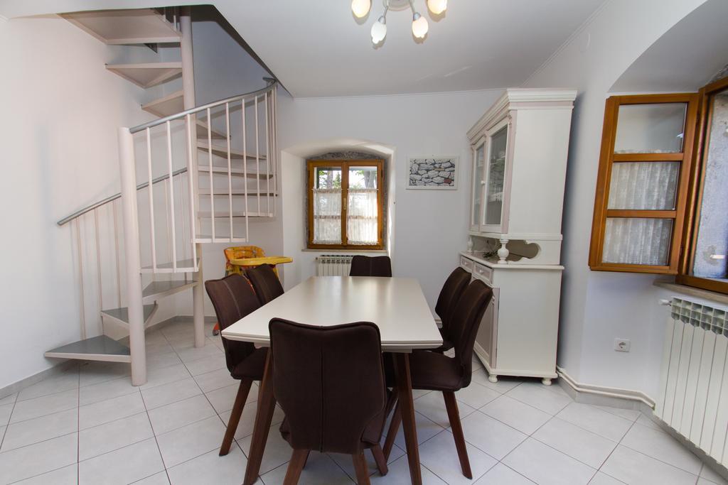 Apartments Villa Kastav In Old Town Center With Sea View And Parking Eksteriør bilde